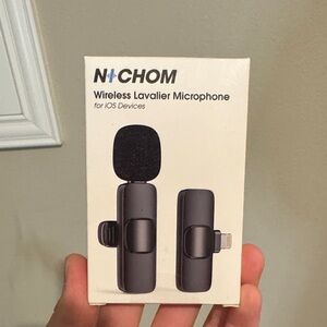 NICHOM Wireless Lavalier Microphone